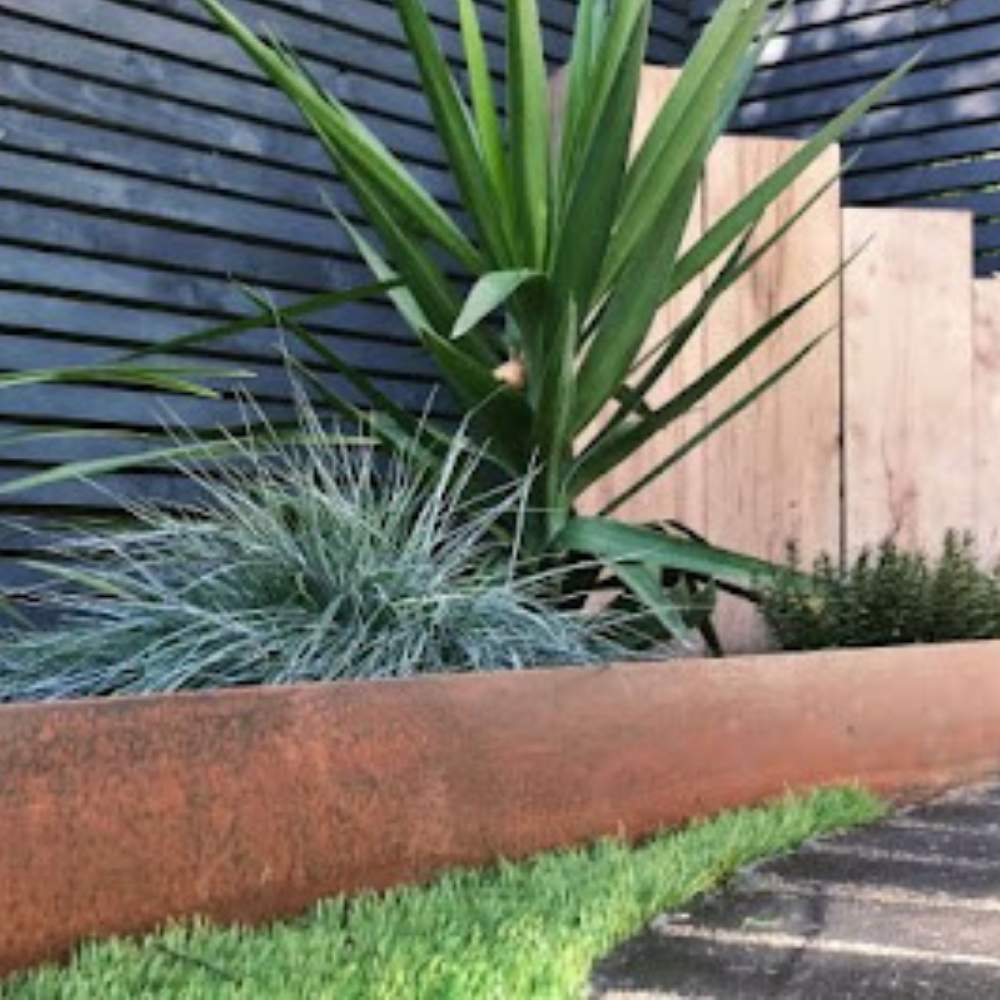 Corten steel garden edging
